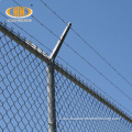 Hot dipped galvanized barbed wire chain link fence